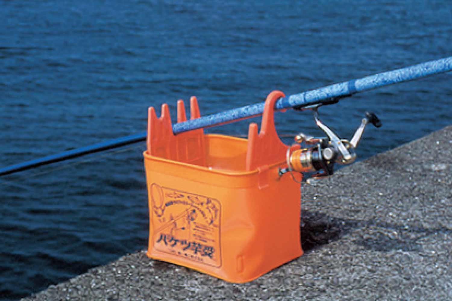 Amazon | 第一精工 バケツ竿受 9リットル | 第一精工 | バケツ・バッカン